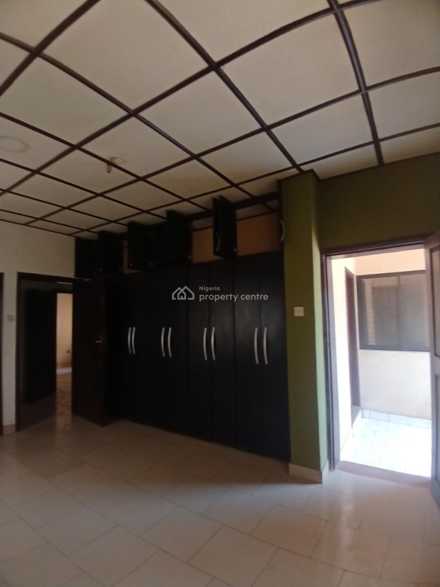 Under Renovation, 6 Bedrooms Detached Duplex with 2 Rooms Bq, Diplomatic Zone, Asokoro District, Abuja, Detached Duplex for Rent