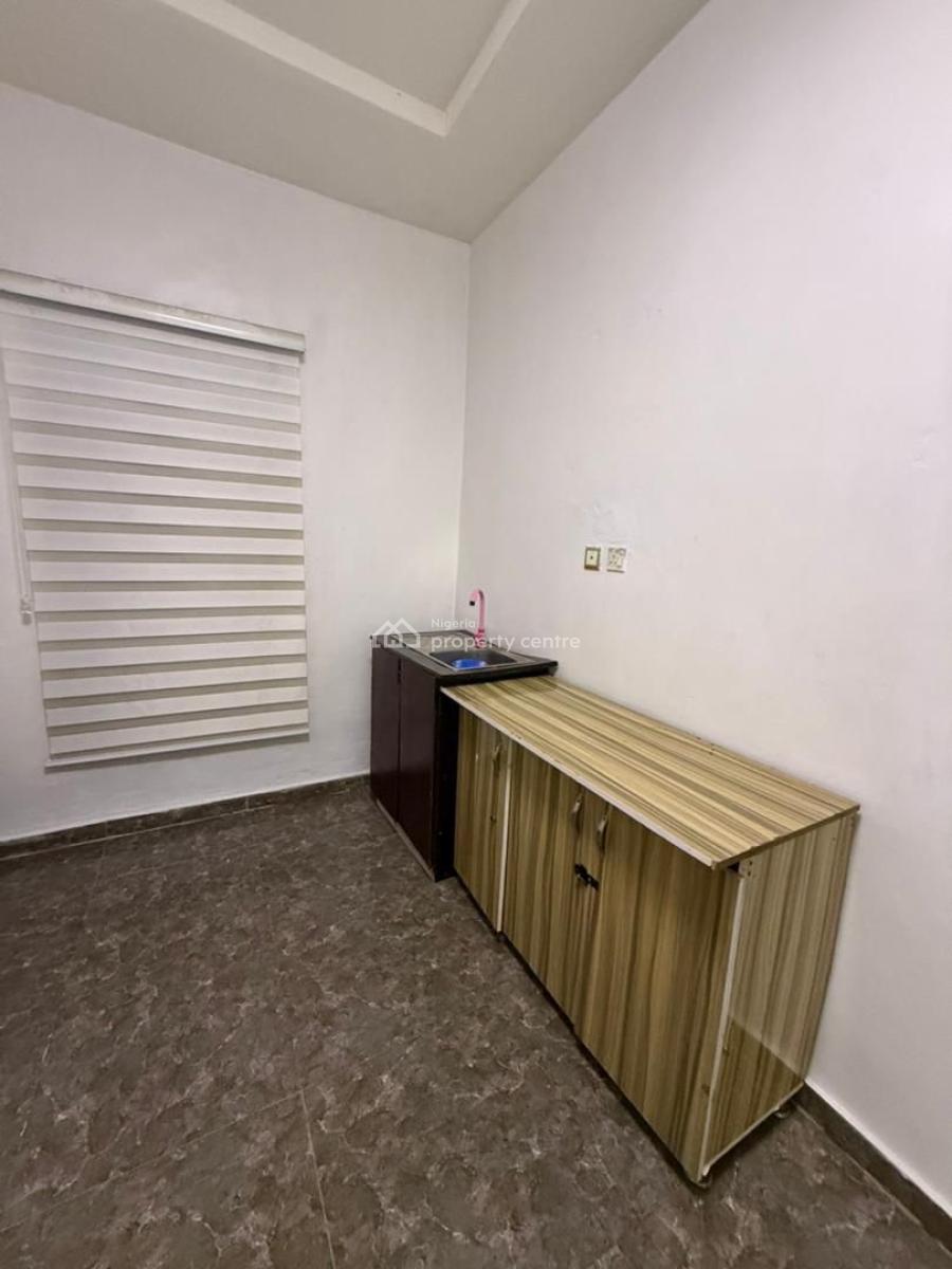 Large Specious Studio Apartment, Vgc, Lekki Expressway, Lekki, Lagos, Self Contain (single Rooms) for Rent