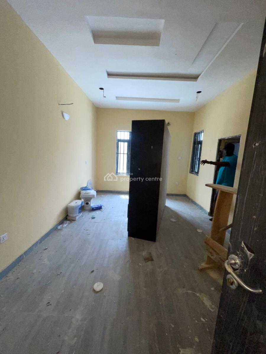 a Brand New 3 Bedroom Apartment with a Bq, Lekki Scheme 2, Lekki, Lagos, Flat / Apartment for Rent