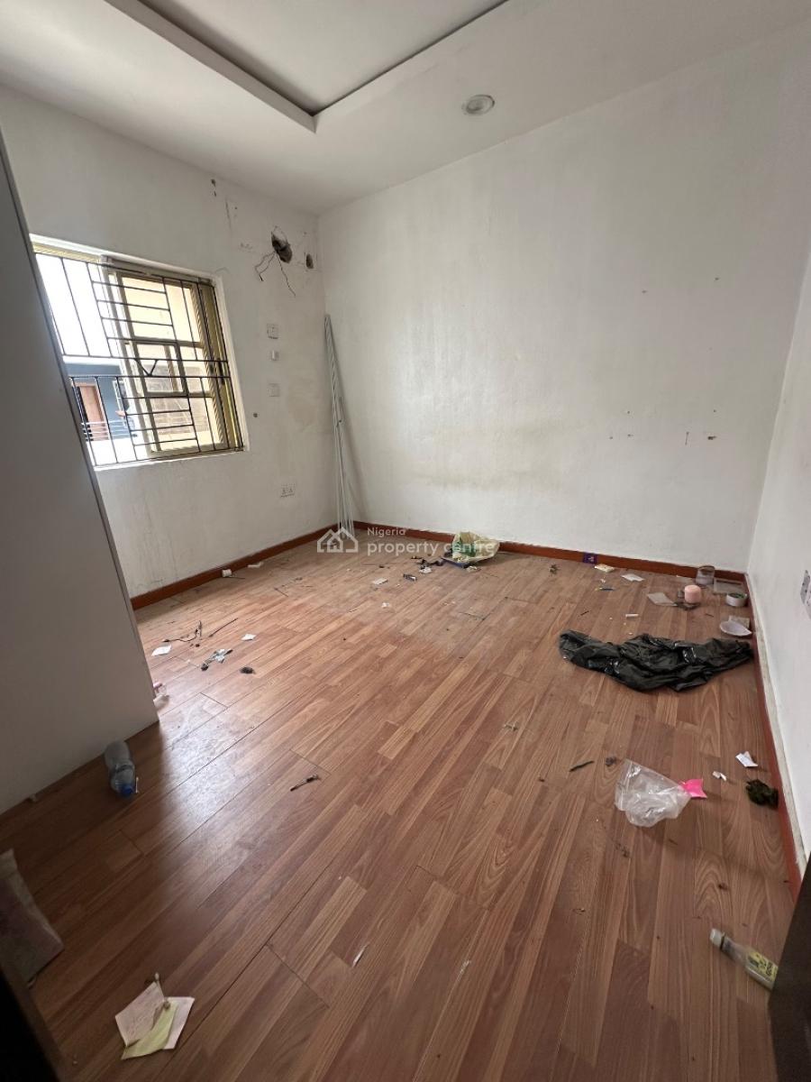 Specious 2bedroom Flat, Ologolo, Lekki, Lagos, Flat / Apartment for Rent