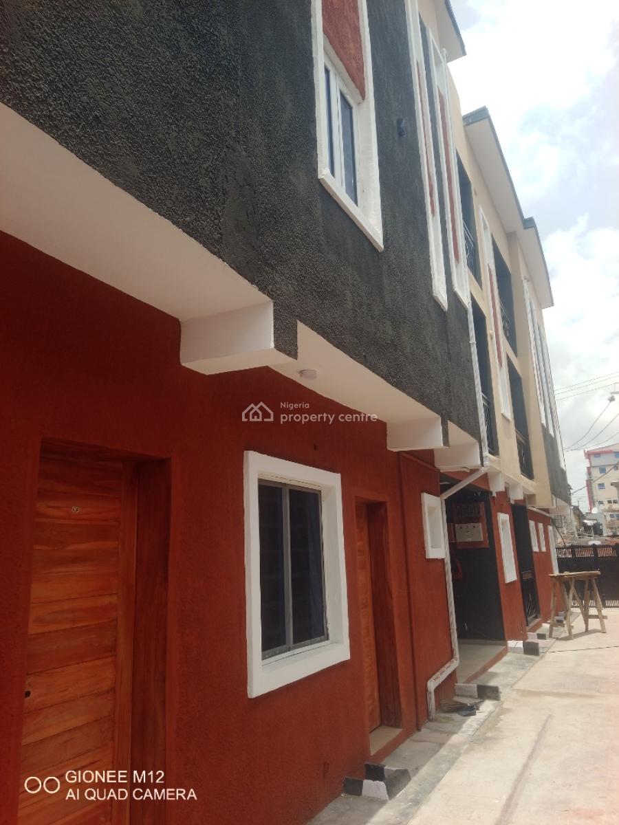 Extra Large  One Bed Room Flat Commercial/residential, Ajao Road Very Calm Area, Ikeja, Lagos, Mini Flat (room and Parlour) for Rent