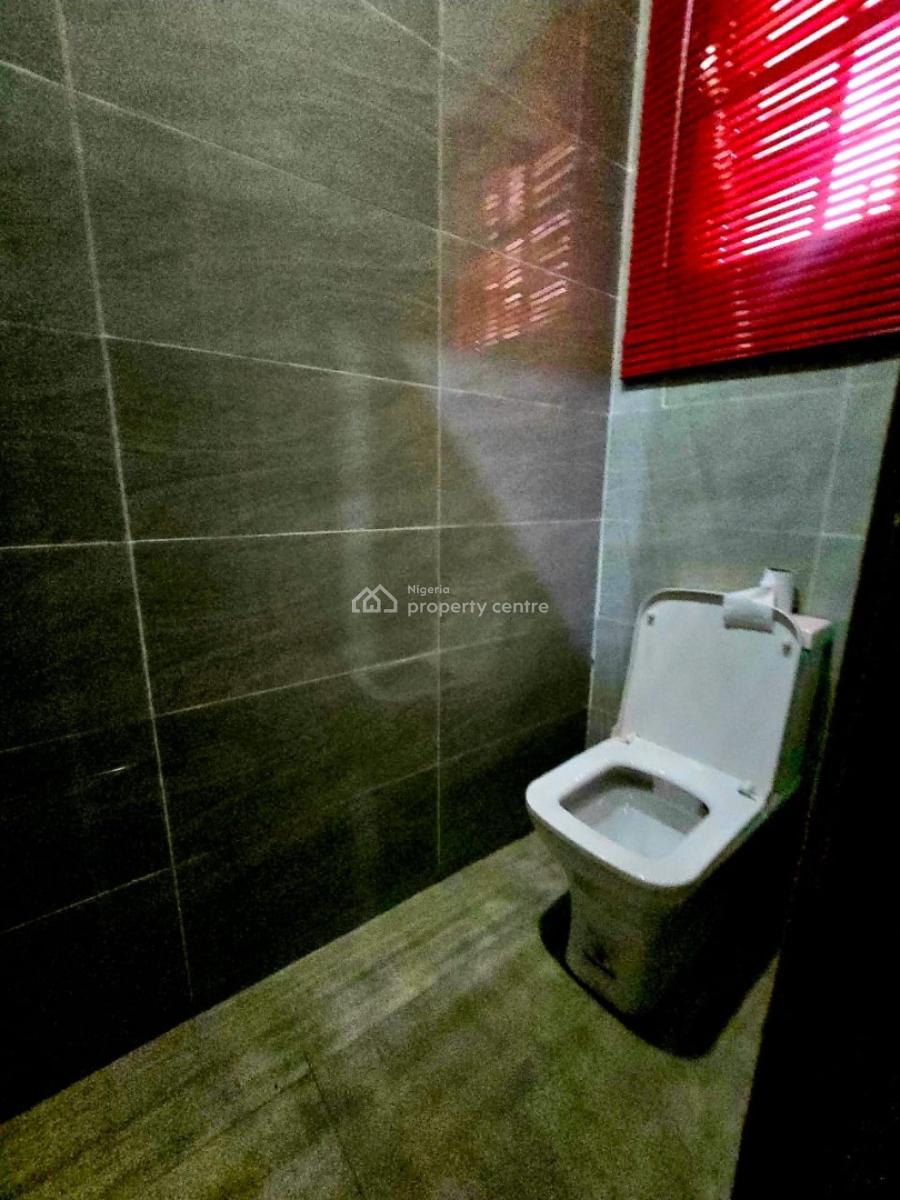 Uk Standard Serviced 2 Bedroom Apartment Upstairs, By Tf Kuboye Road Marwa Lekki Right, Lekki Phase 1, Lekki, Lagos, Flat / Apartment for Rent