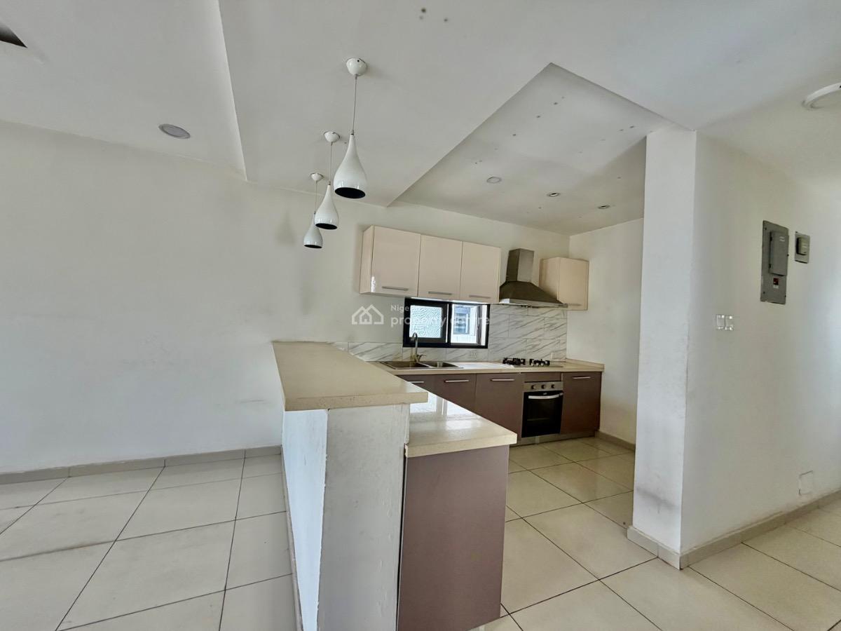 Well Built 2-bedroom Apartment, Osapa London, Lekki, Lagos, Flat / Apartment for Rent