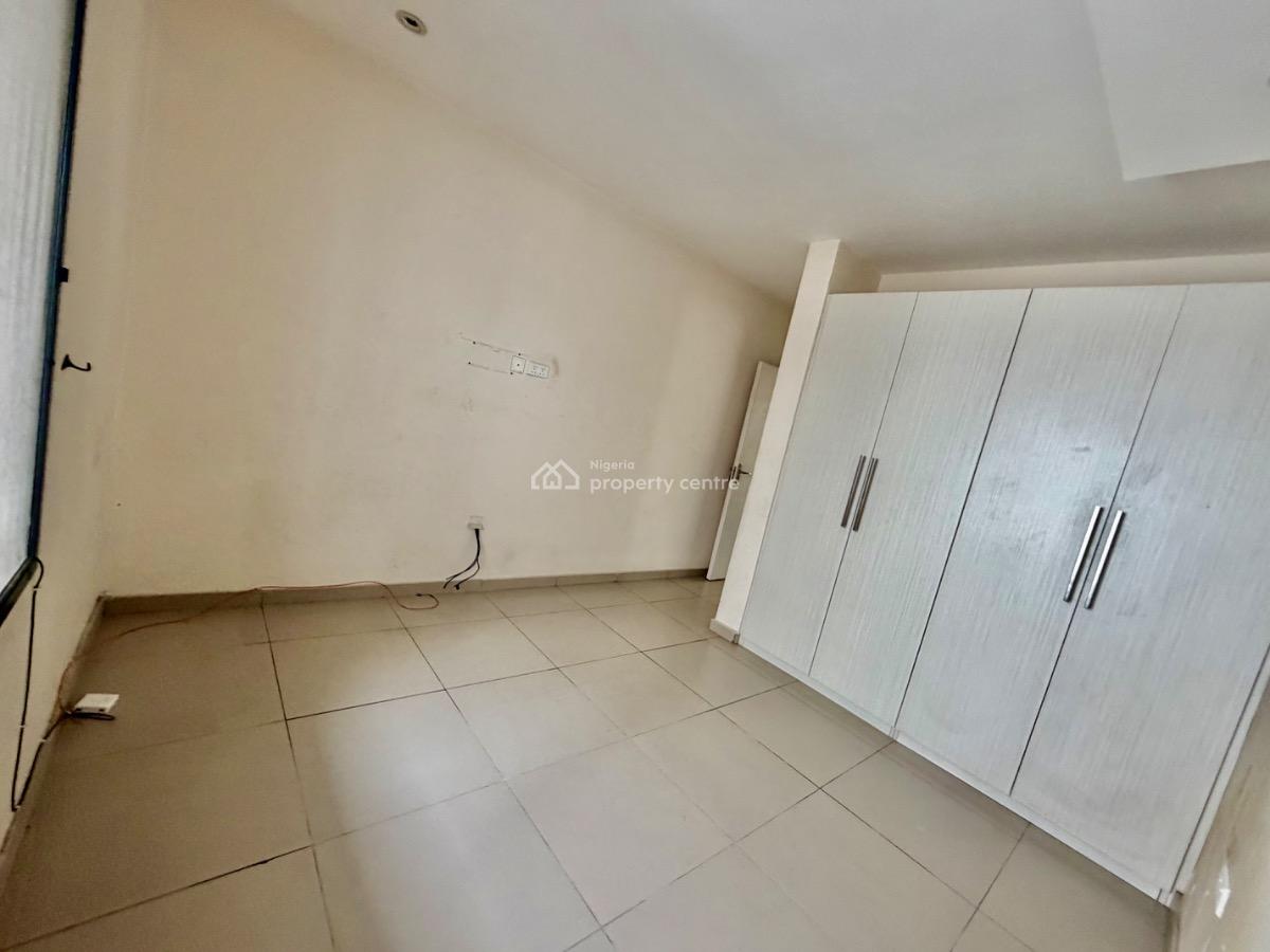 Well Built 2-bedroom Apartment, Osapa London, Lekki, Lagos, Flat / Apartment for Rent
