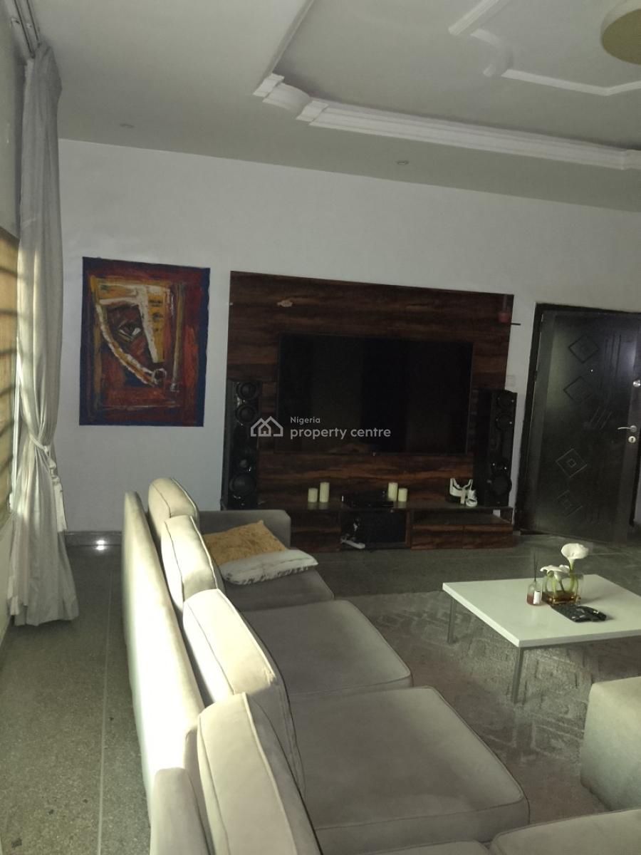 Distress 3bedroom Apartment with Pool,gym,tennis Court,basket Ball,etc, Lekki Gardens Horizon Ii Estate By Meadow School Hall., Ikate Elegushi, Lekki, Lagos, Flat / Apartment for Sale