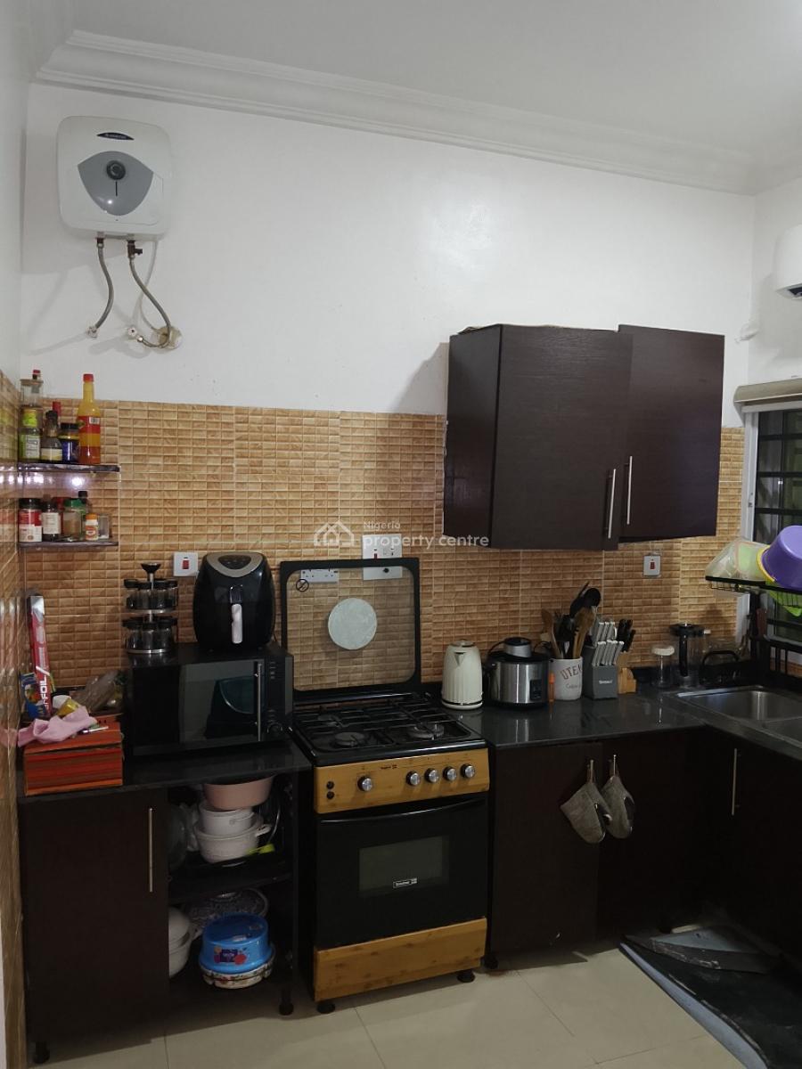 Distress 3bedroom Apartment with Pool,gym,tennis Court,basket Ball,etc, Lekki Gardens Horizon Ii Estate By Meadow School Hall., Ikate Elegushi, Lekki, Lagos, Flat / Apartment for Sale