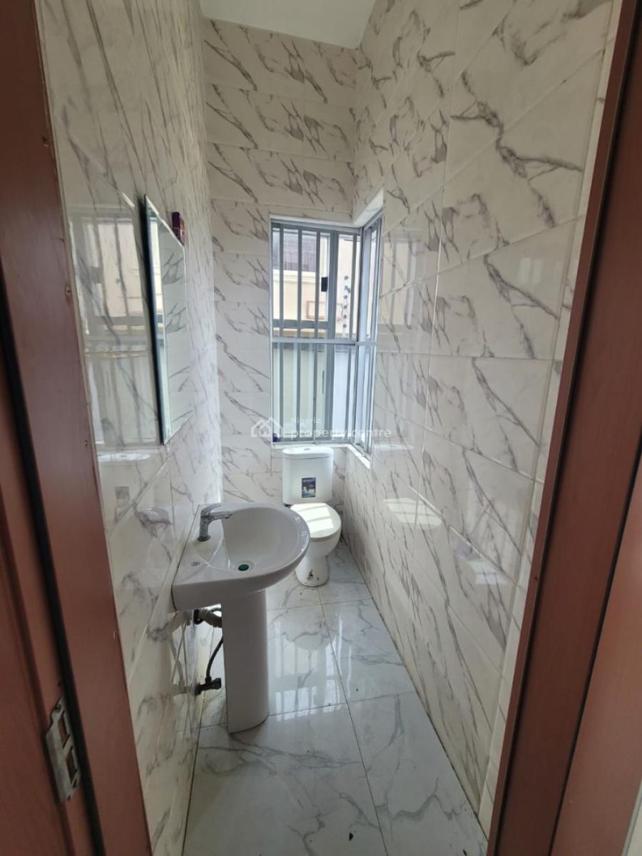 Lovely Shared Apartment, Chevyview Estate, Lekki, Lagos, Flat / Apartment for Rent