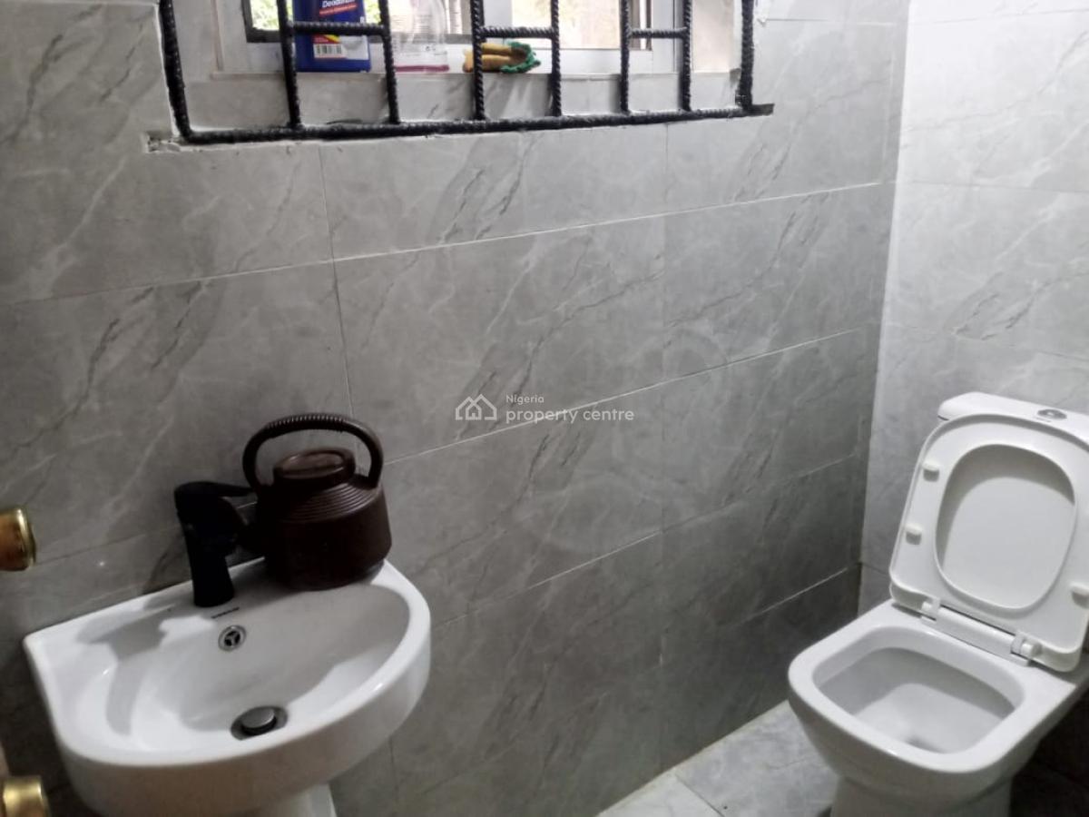 Well Maintained 4 Bedroom Duplex with Bq, Oba Oyekan Estate, Lekki Phase 1, Lekki, Lagos, Semi-detached Duplex for Sale