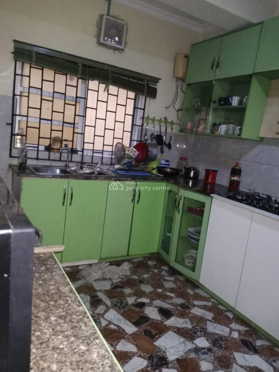 Well Maintained 4 Bedroom Duplex with Bq, Oba Oyekan Estate, Lekki Phase 1, Lekki, Lagos, Semi-detached Duplex for Sale