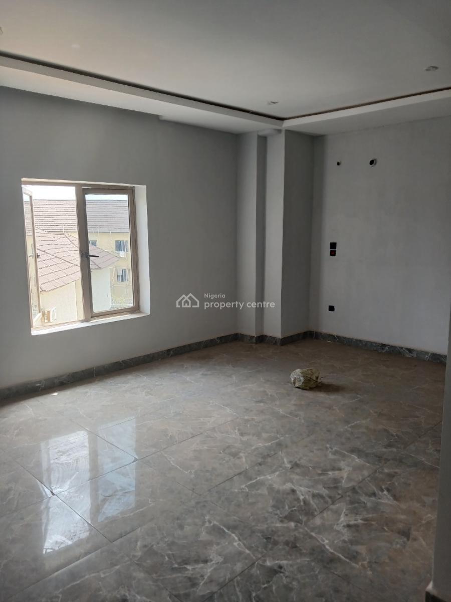 a Brand New Spacious 3-bedroom + 1 Bq, Idu-karmo District, After Nizamiyel Hospital ( Turkish Hospital), Idu Industrial, Abuja, Flat / Apartment for Rent