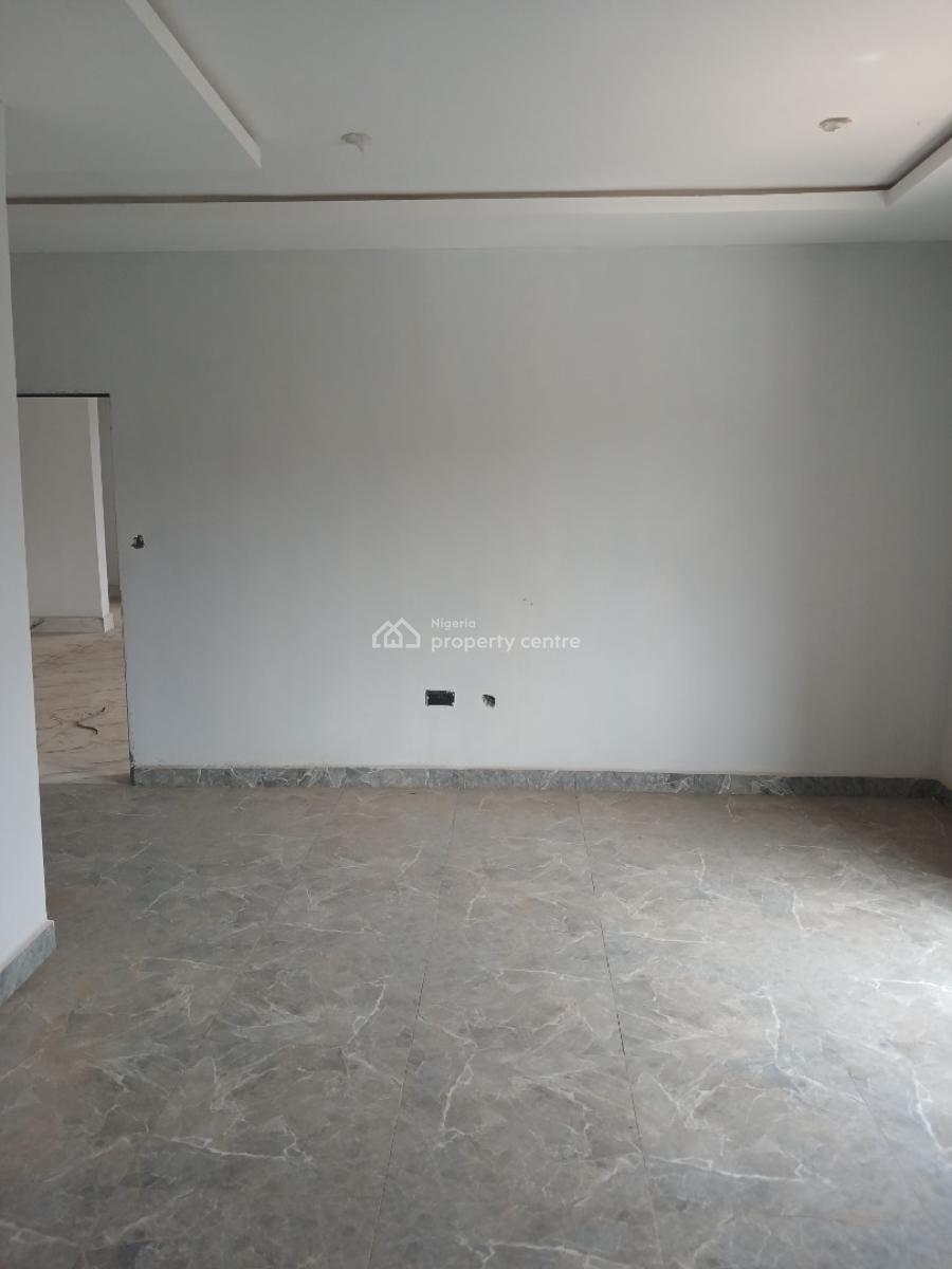 a Brand New Spacious 3-bedroom + 1 Bq, Idu-karmo District, After Nizamiyel Hospital ( Turkish Hospital), Idu Industrial, Abuja, Flat / Apartment for Rent