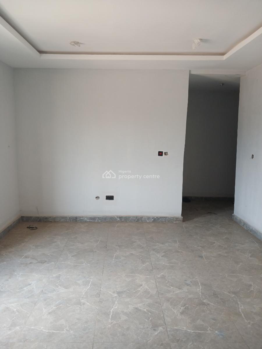 a Brand New Spacious 3-bedroom + 1 Bq, Idu-karmo District, After Nizamiyel Hospital ( Turkish Hospital), Idu Industrial, Abuja, Flat / Apartment for Rent