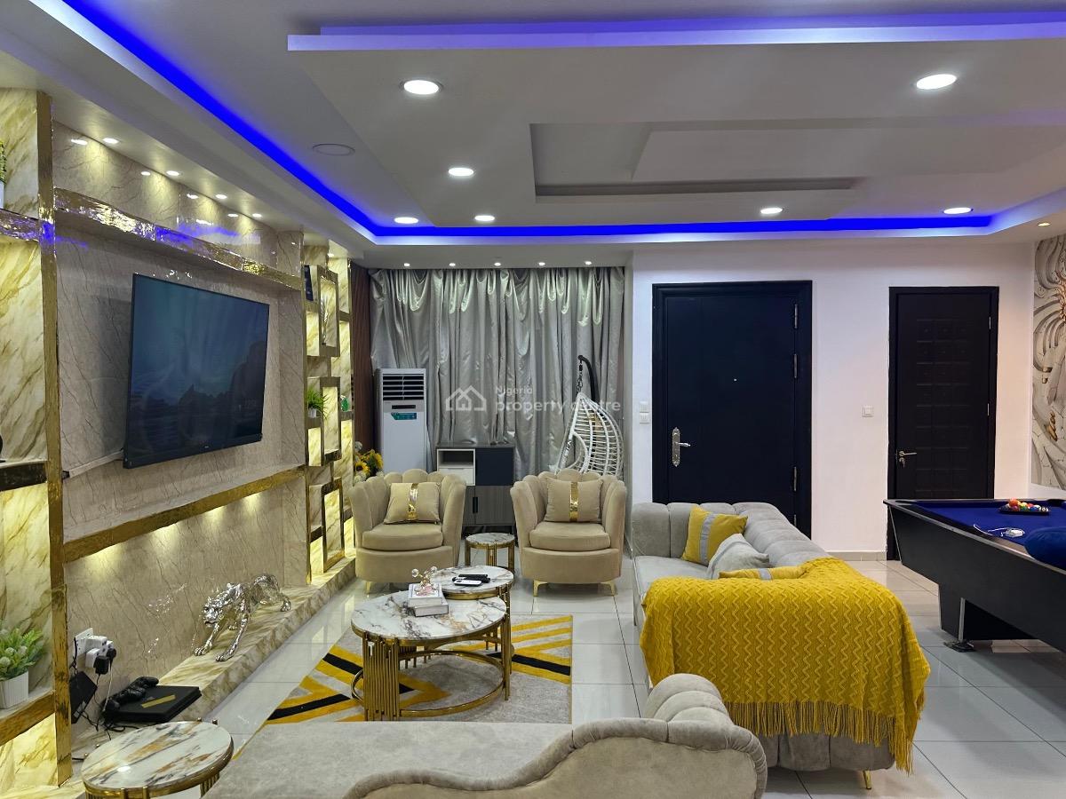 Lovely 2bedroom  with Ps5, Pool and Gym Available From Today, Lekki Phase 1, Lekki, Lagos, Flat / Apartment Short Let