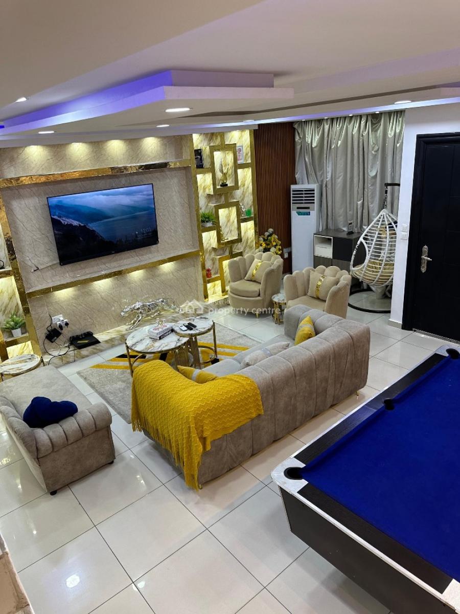 Lovely 2bedroom  with Ps5, Pool and Gym Available From Today, Lekki Phase 1, Lekki, Lagos, Flat / Apartment Short Let