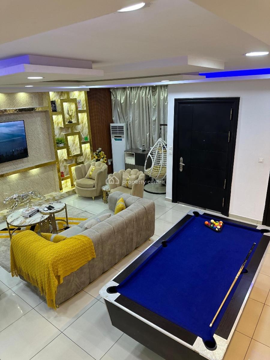 Lovely 2bedroom  with Ps5, Pool and Gym Available From Today, Lekki Phase 1, Lekki, Lagos, Flat / Apartment Short Let