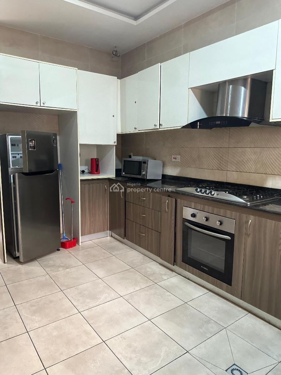 Lovely 2bedroom  with Ps5, Pool and Gym Available From Today, Lekki Phase 1, Lekki, Lagos, Flat / Apartment Short Let