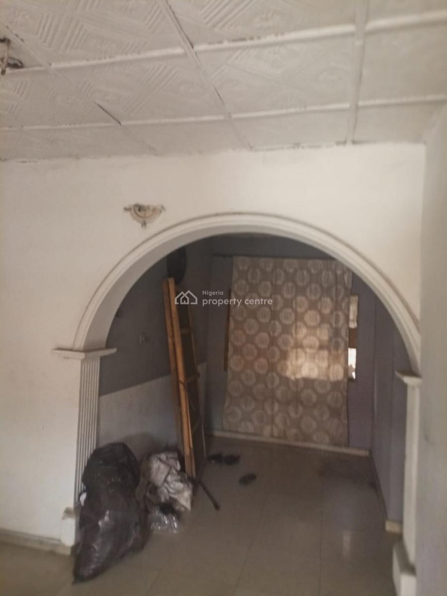 3 Bed Room Flat, Off Cole Street Ikate, Surulere, Lagos, Flat / Apartment for Rent