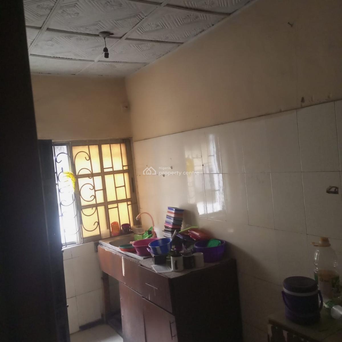 3 Bed Room Flat, Off Cole Street Ikate, Surulere, Lagos, Flat / Apartment for Rent