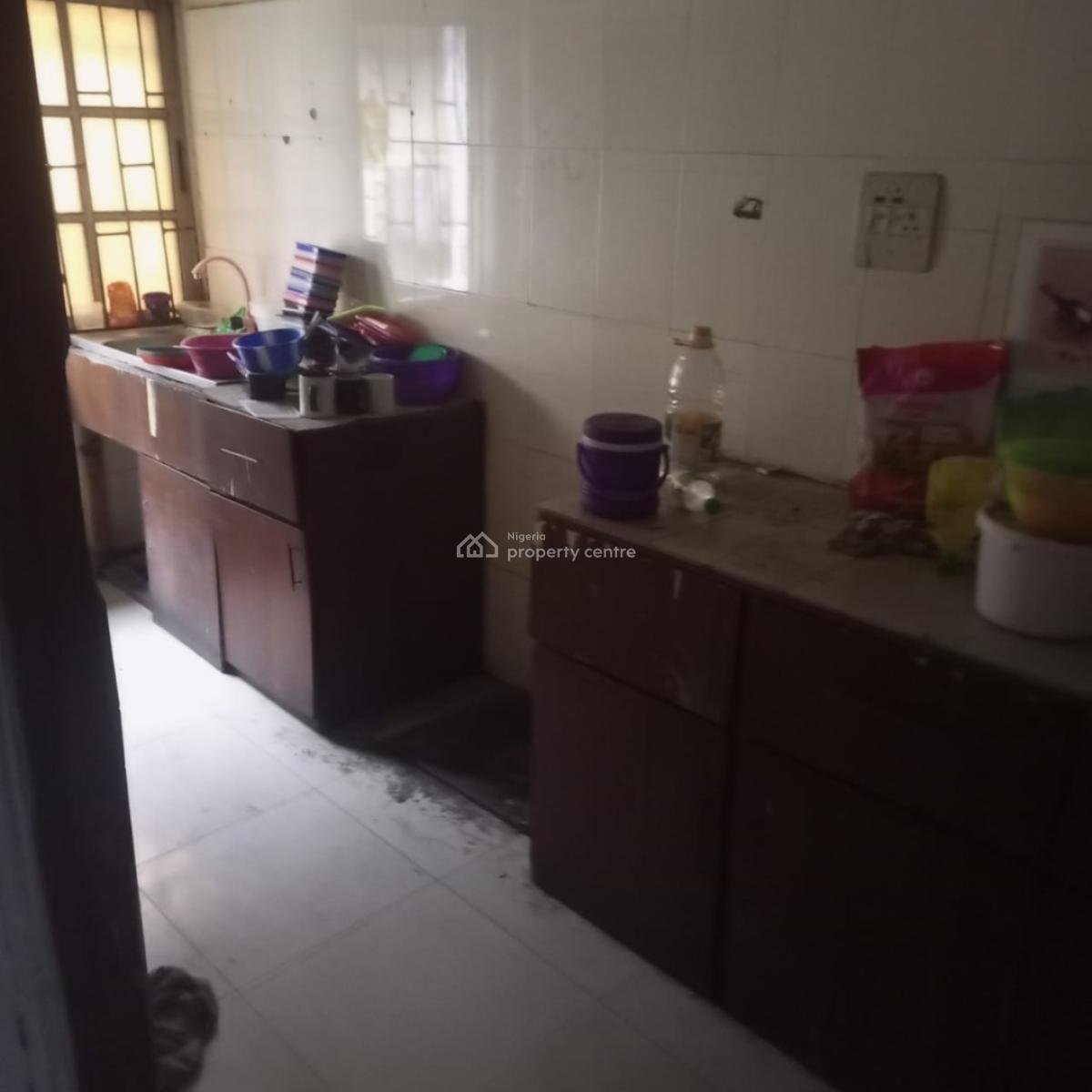 3 Bed Room Flat, Off Cole Street Ikate, Surulere, Lagos, Flat / Apartment for Rent