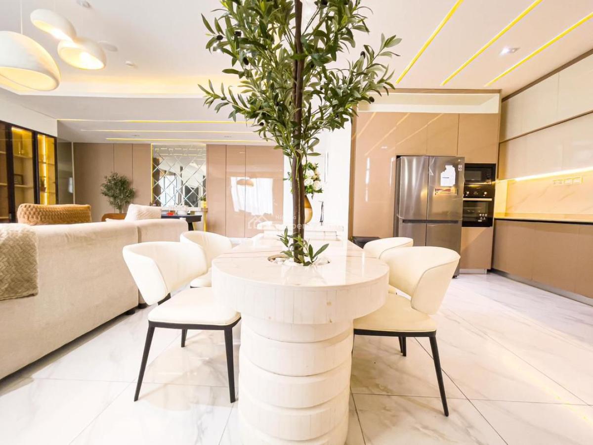 Luxury 2 Bedroom Apartment with Elevator and Swimming Pool, Housekeeping ,table Tennis,ps5,snooker, Lekki, Lagos, Flat / Apartment Short Let