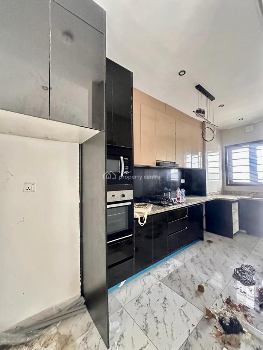 Exquisite 2 Bedroom Apartment, Ologolo, Lekki, Lagos, Flat / Apartment for Rent