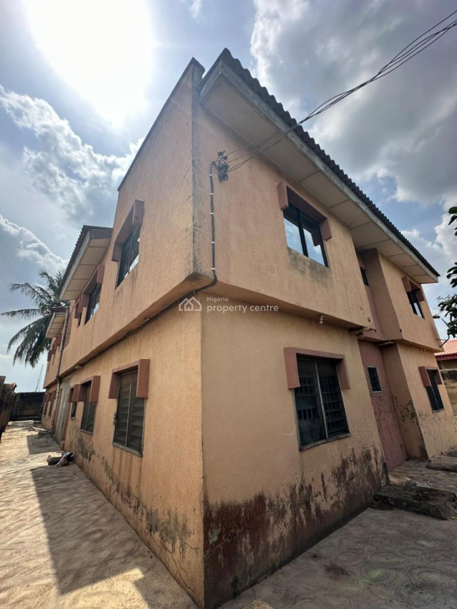 4 Flats of 3 Bedroom Each, Ayenrenti Street Off Ray Field Gra,, Alakia, Ibadan, Oyo, Block of Flats for Sale