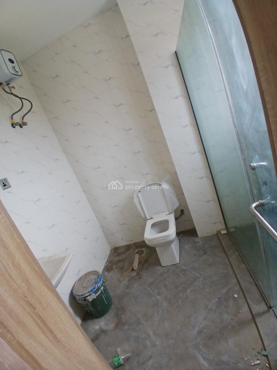 2 Bedrooms Flat Nice Mini Estate, Achiever Estate, Abijo, Lekki, Lagos, Flat / Apartment for Rent