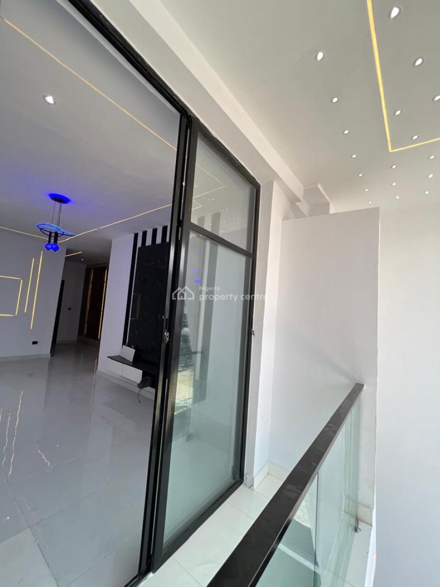 4 Bedrooms Semi Detached Duplex, Ikota, Lekki, Lagos, Semi-detached Duplex for Sale