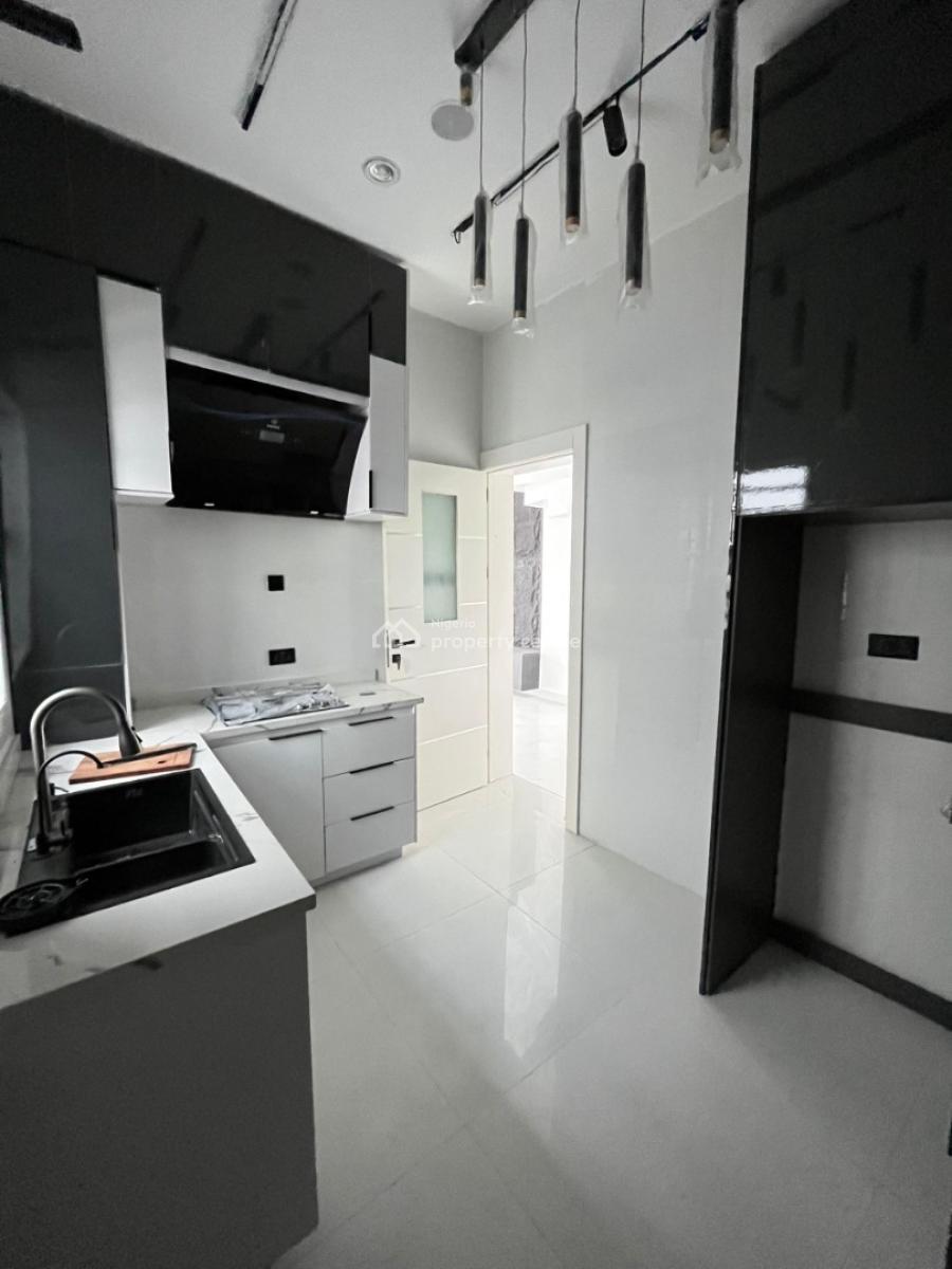 4 Bedrooms Semi Detached Duplex, Orchid, Lekki, Lagos, Semi-detached Duplex for Sale