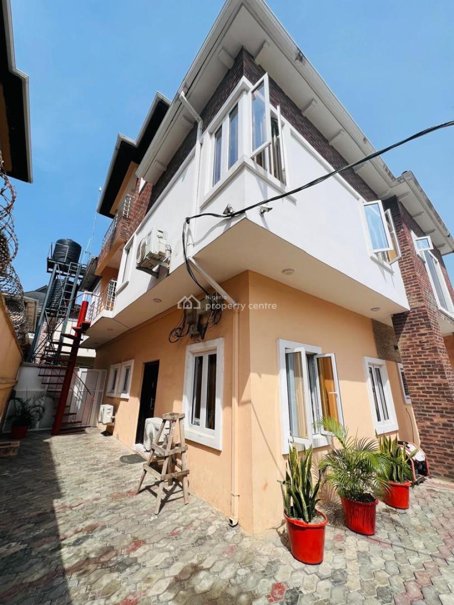 Fully Furnished 1 Bedroom Apartment, Freedom Way, Lekki Phase 1, Lekki, Lagos, Flat / Apartment for Rent