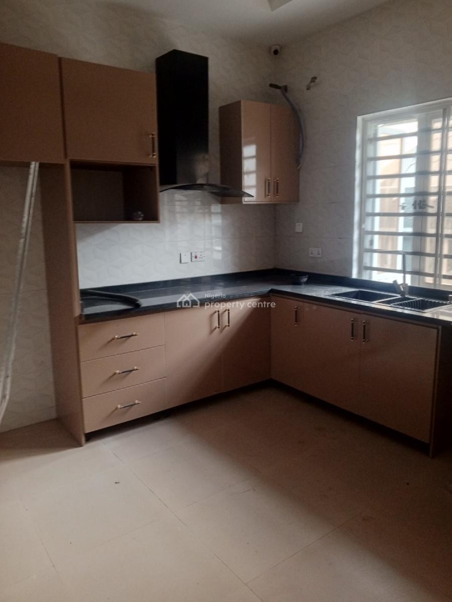 Newly Built 4 Bedroom Terraced Duplex with Bq, Lekki Phase 1, Lekki, Lagos, Terraced Duplex for Rent