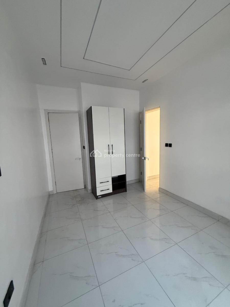 5 Bedroom Semi Detached  Duplex Bq/swimming Pool for Distress, Osapa London Lekki, Osapa, Lekki, Lagos, Semi-detached Duplex for Sale