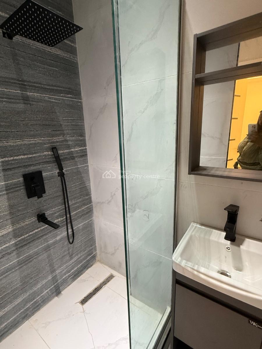 5 Bedroom Semi Detached  Duplex Bq/swimming Pool for Distress, Osapa London Lekki, Osapa, Lekki, Lagos, Semi-detached Duplex for Sale