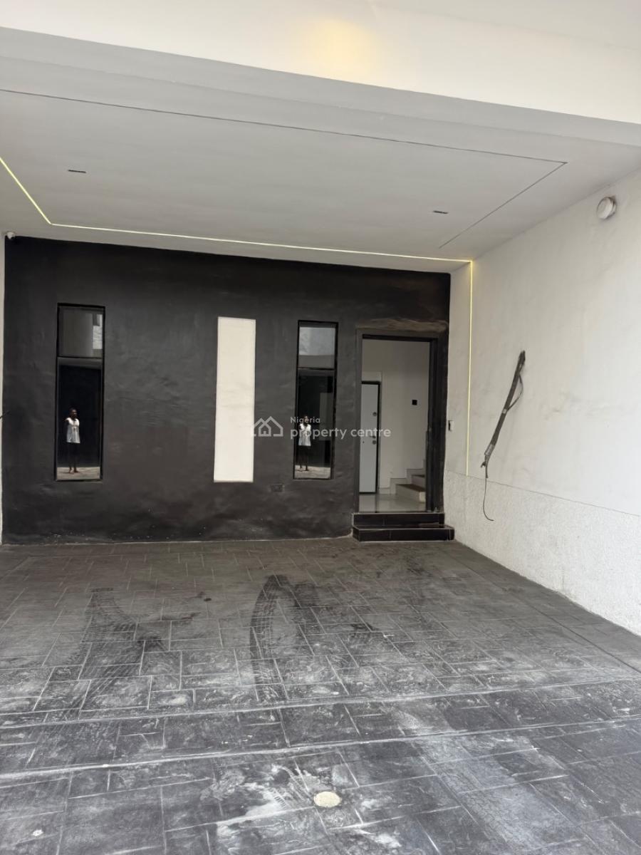 5 Bedroom Semi Detached  Duplex Bq/swimming Pool for Distress, Osapa London Lekki, Osapa, Lekki, Lagos, Semi-detached Duplex for Sale