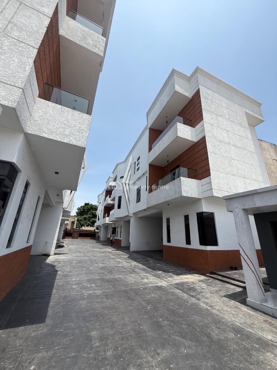 5 Bedroom Semi Detached  Duplex Bq/swimming Pool for Distress, Osapa London Lekki, Osapa, Lekki, Lagos, Semi-detached Duplex for Sale