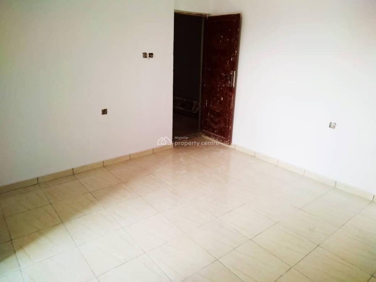 Room Self Contain, Folagoro By Bajulaye, Yaba, Lagos, Self Contain (single Rooms) for Rent