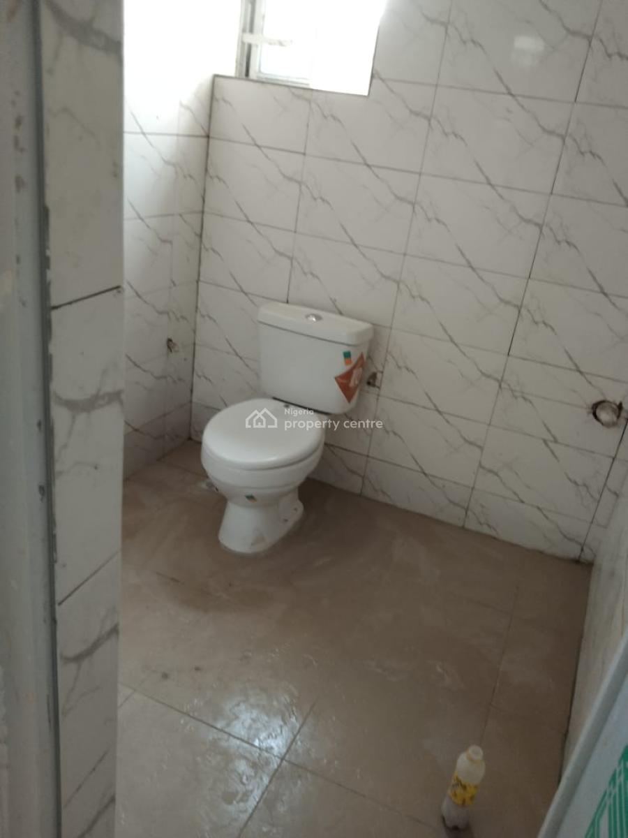 Room Self Contain, Folagoro By Bajulaye, Yaba, Lagos, Self Contain (single Rooms) for Rent