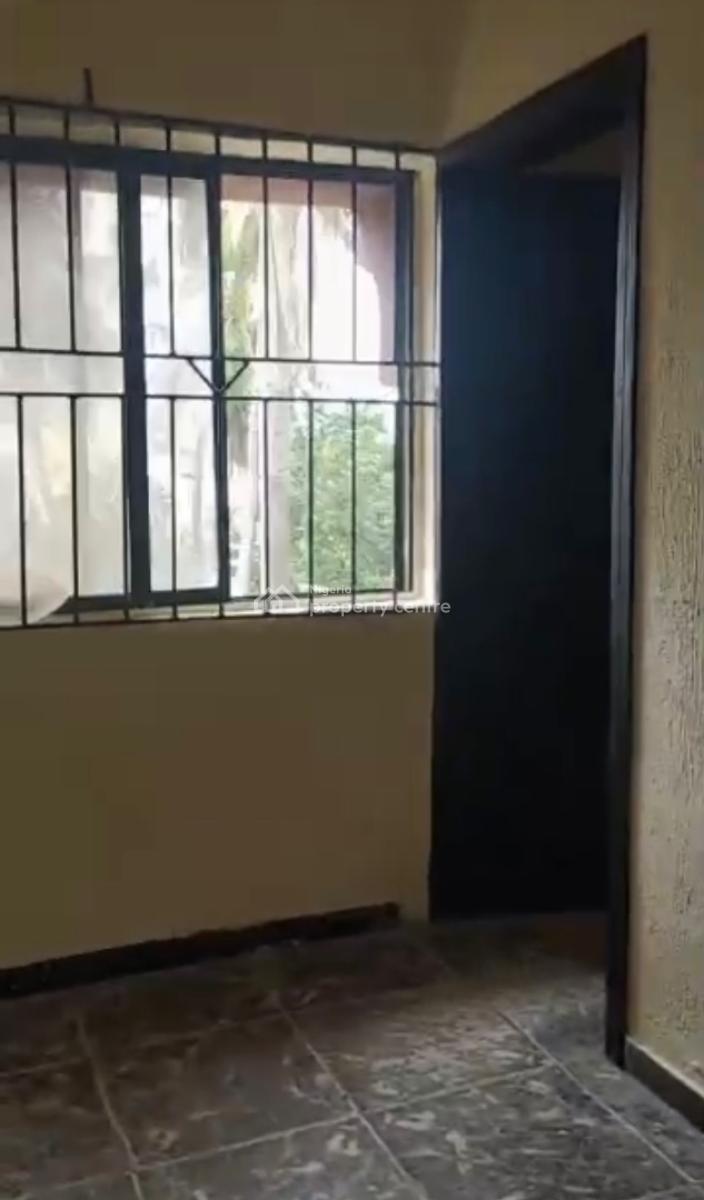 Well Renovated and Spacious 3 Bedroom Flat with Rooms En-suite, Oke Afa, Isolo, Lagos, Flat / Apartment for Rent