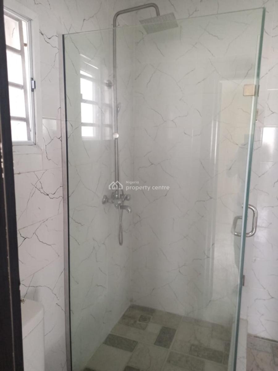 Distress Auction Spacious Bedroom Terrace on Two Floors with Bq., Orchid Hotel Road Before The Roundabout, Lekki, Lagos, Terraced Duplex for Sale