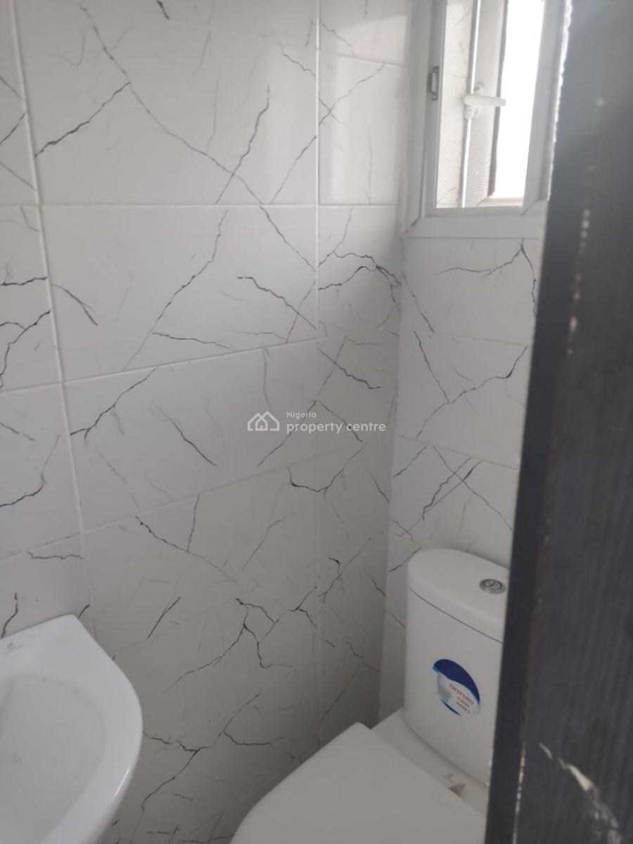 Distress Auction Spacious Bedroom Terrace on Two Floors with Bq., Orchid Hotel Road Before The Roundabout, Lekki, Lagos, Terraced Duplex for Sale