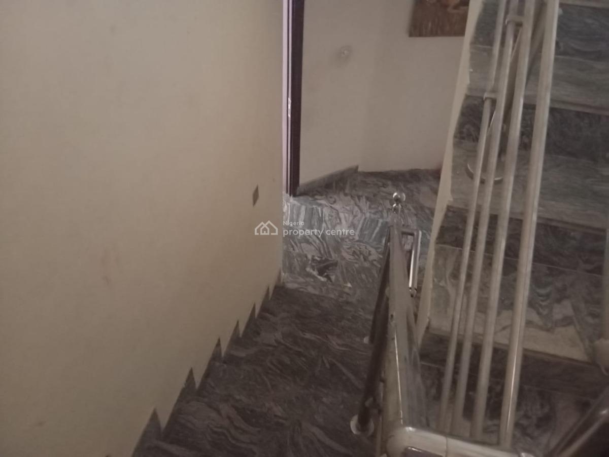 Luxury 4 Bedroom Semi Detached House with Bq, Lekki Phase 1, Lekki, Lagos, Semi-detached Duplex for Rent