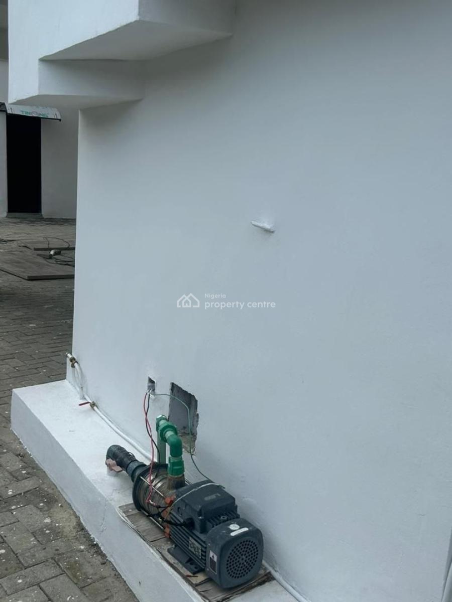 2 Bedroom  Apartment with Bq, Lekki Phase 1, Lekki, Lagos, Flat / Apartment for Rent