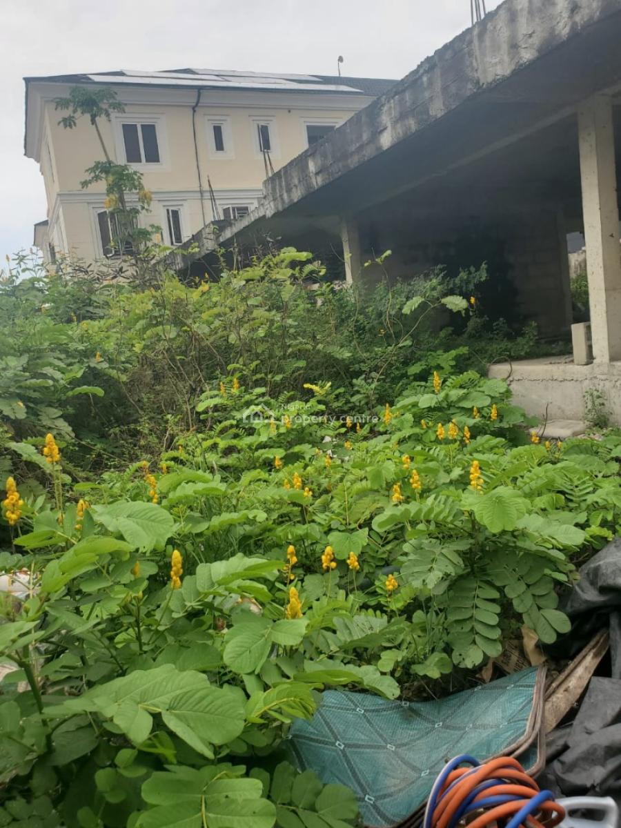 Land Measured at 505sqm with Uncompleted Building Decking, 3 Floors, Lekki Phase 1, Lekki, Lagos, Commercial Land for Sale
