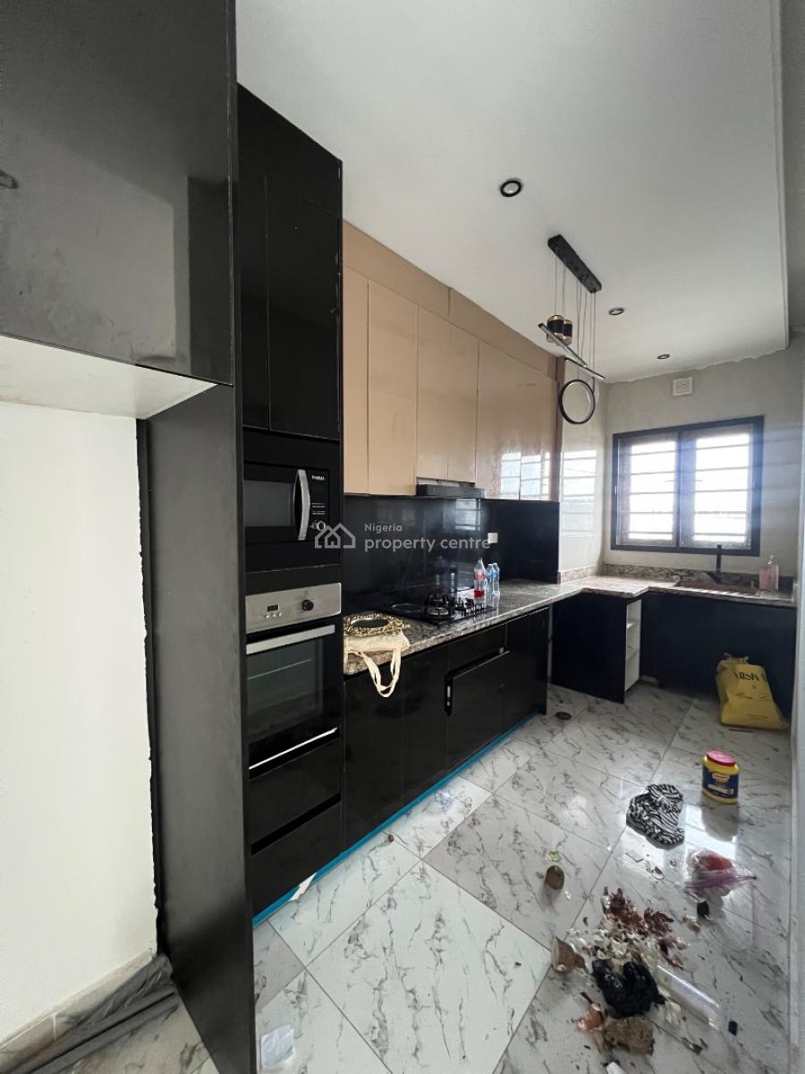 2 Bedroom Apartment, Ologolo, Lekki, Lagos, Flat / Apartment for Rent