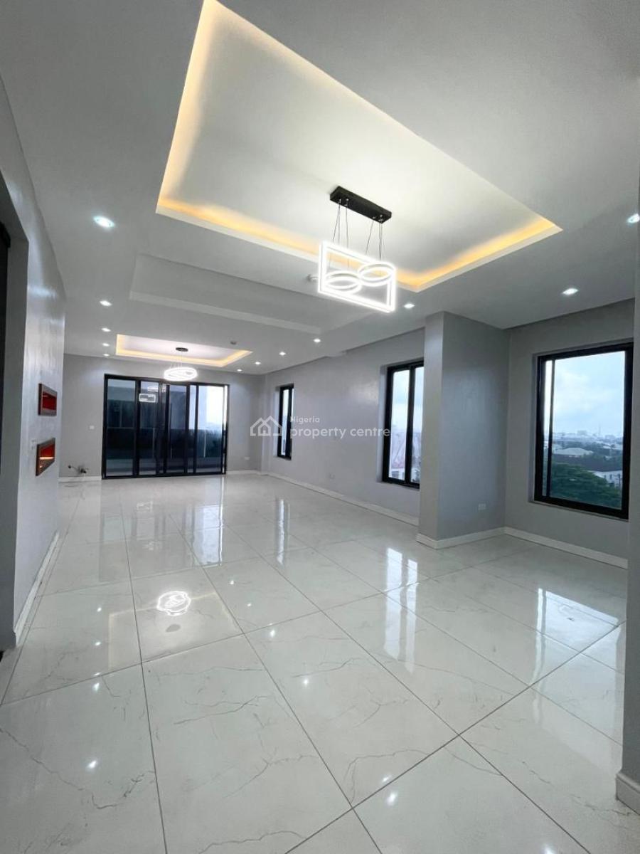 Elegant 3 Bedroom Apartment with a Swimming Pool , Gym and  a Bq, Lekki Phase 1, Lekki, Lagos, Flat / Apartment for Sale