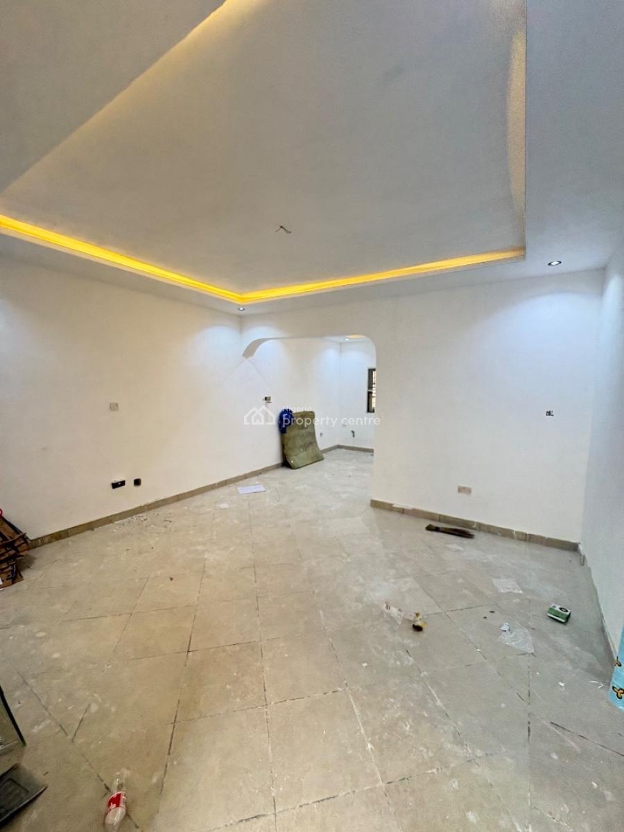 Standard 1 Bedroom Mini Flat, Lekki Phase 2, Lekki, Lagos, Mini Flat (room and Parlour) for Rent