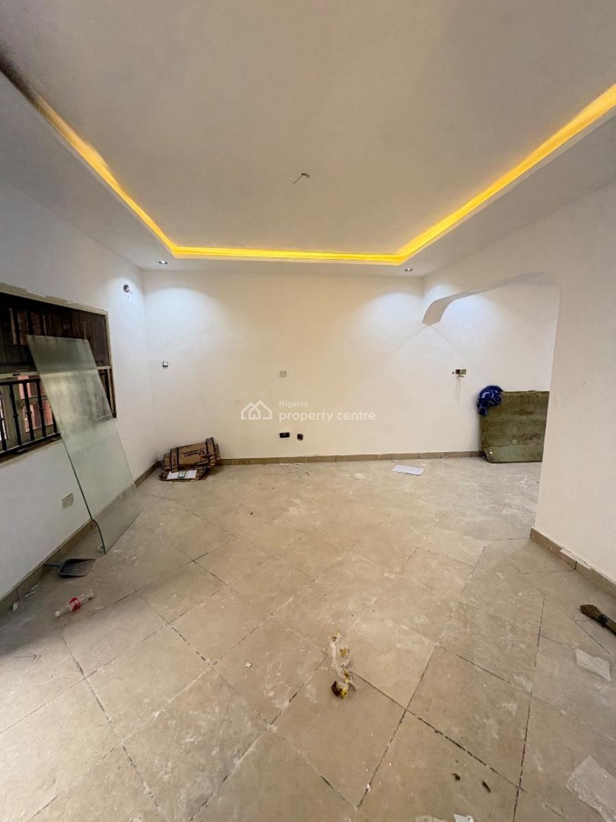 Standard 1 Bedroom Mini Flat, Lekki Phase 2, Lekki, Lagos, Mini Flat (room and Parlour) for Rent