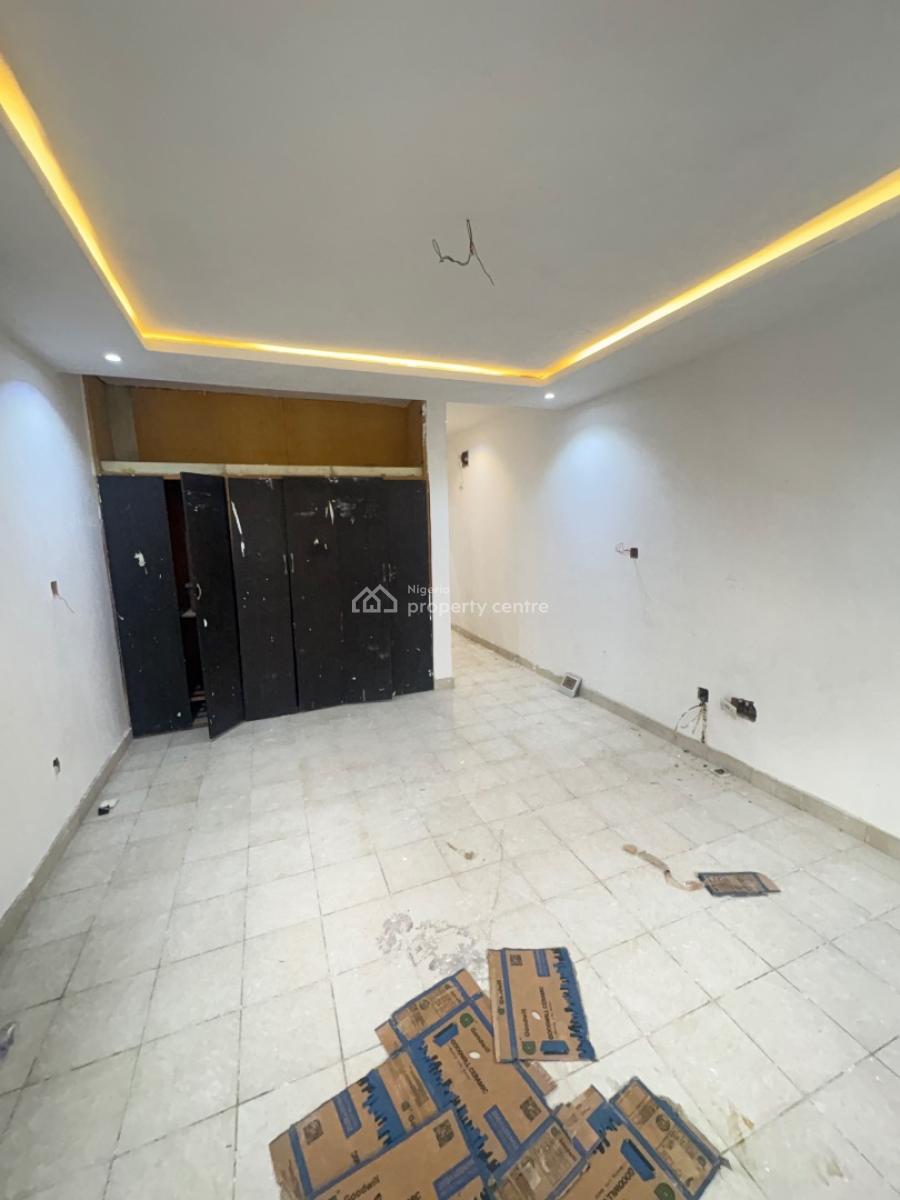 Standard 1 Bedroom Mini Flat, Lekki Phase 2, Lekki, Lagos, Mini Flat (room and Parlour) for Rent