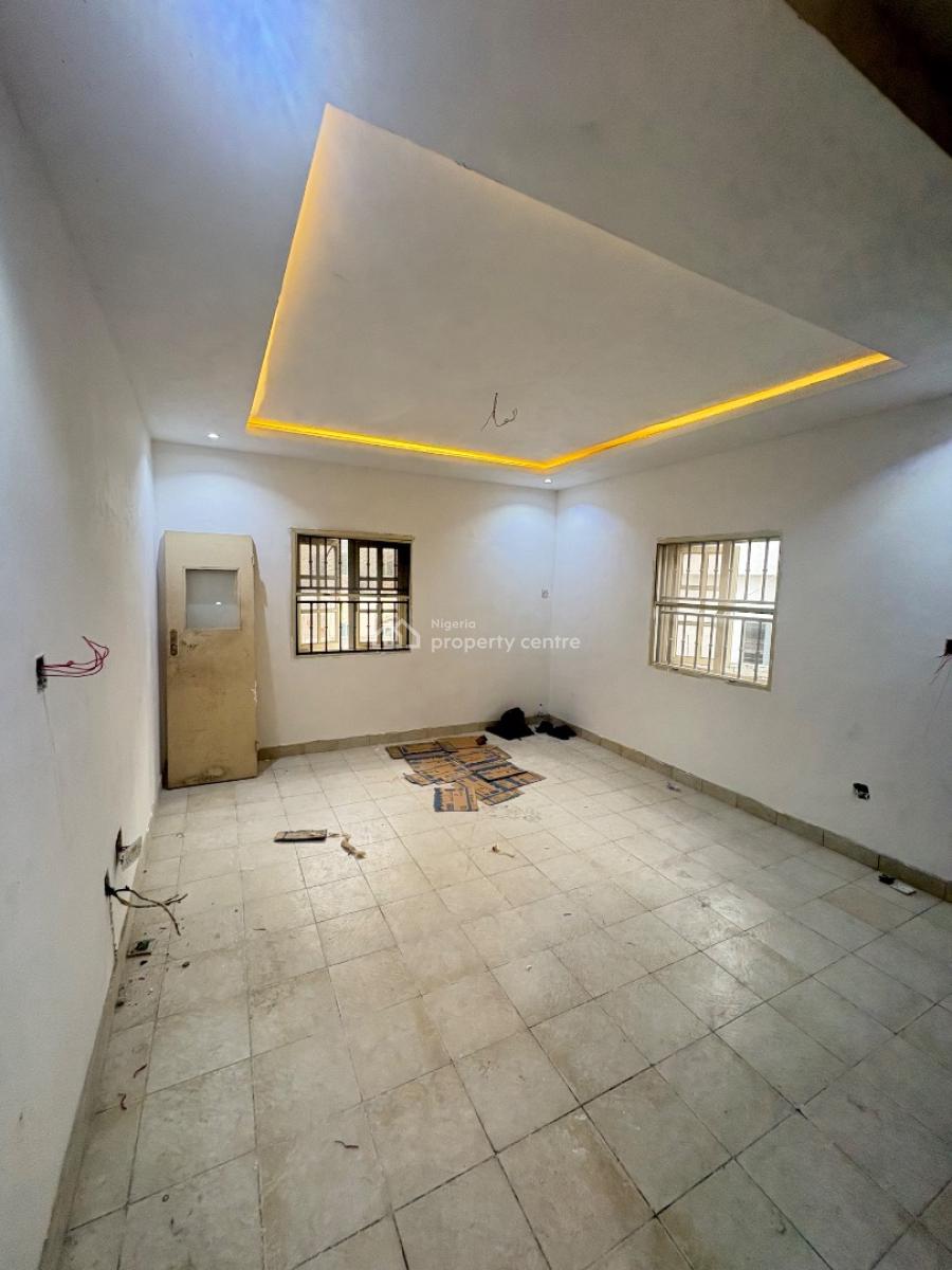 Standard 1 Bedroom Mini Flat, Lekki Phase 2, Lekki, Lagos, Mini Flat (room and Parlour) for Rent