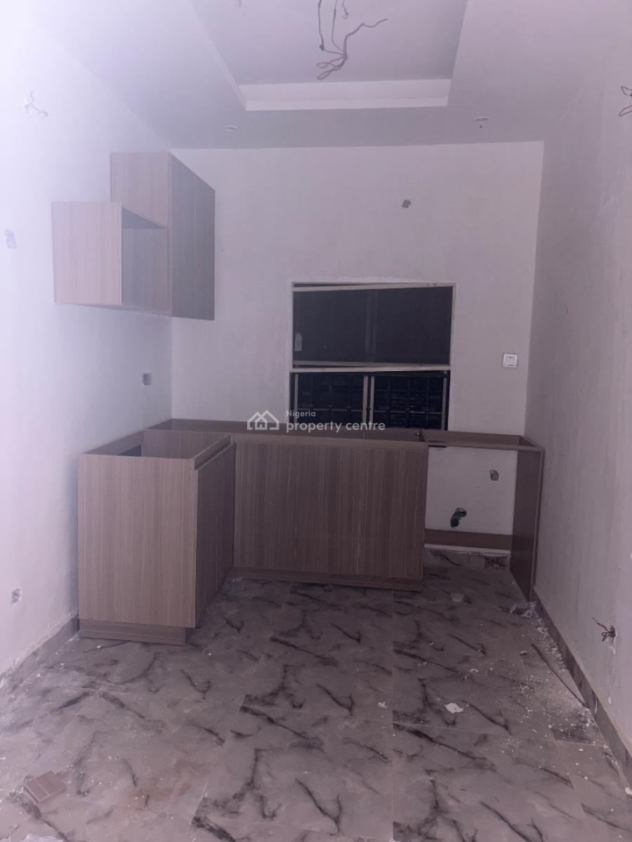 Standard 1 Bedroom Mini Flat, Lekki Phase 2, Lekki, Lagos, Mini Flat (room and Parlour) for Rent